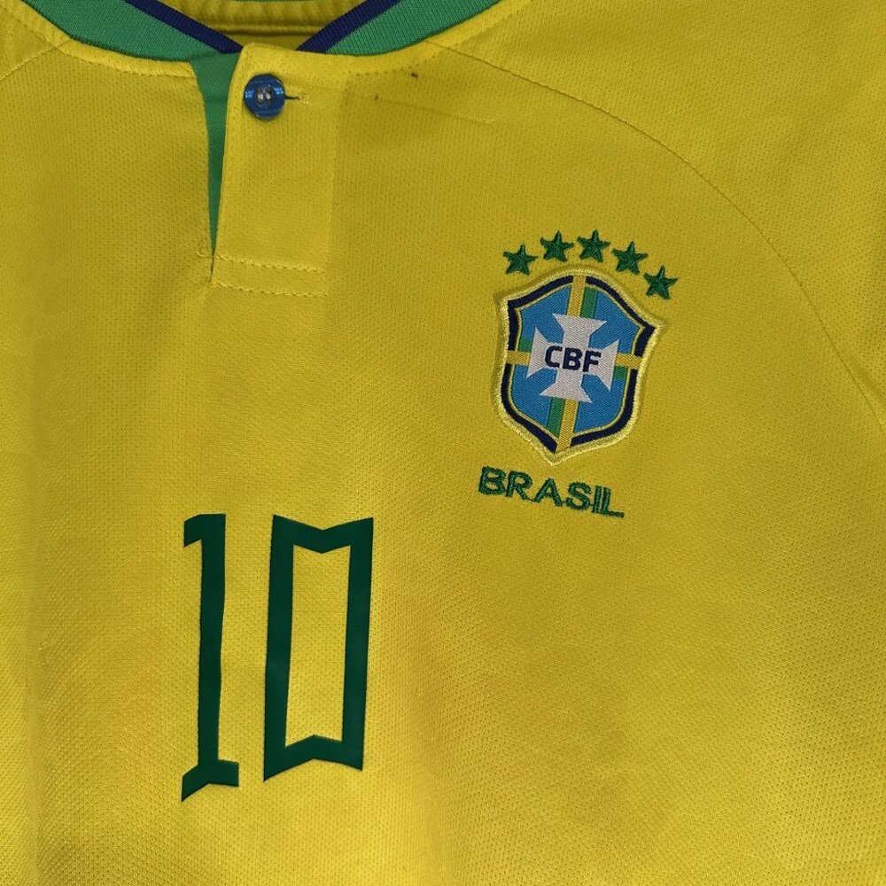 2022/23 Brazil Home Jersey #10 Neymar Jr Small Nike Soccer World Cup Brasil